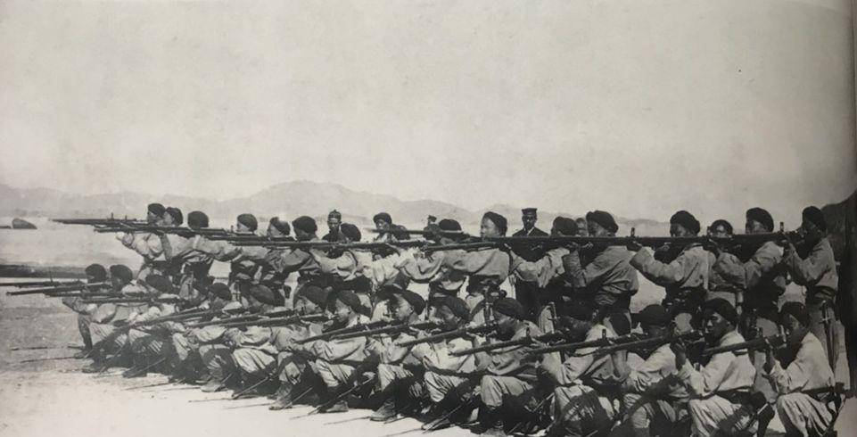 北洋水师官兵待遇怎么样？一人当兵，全家吃香喝辣