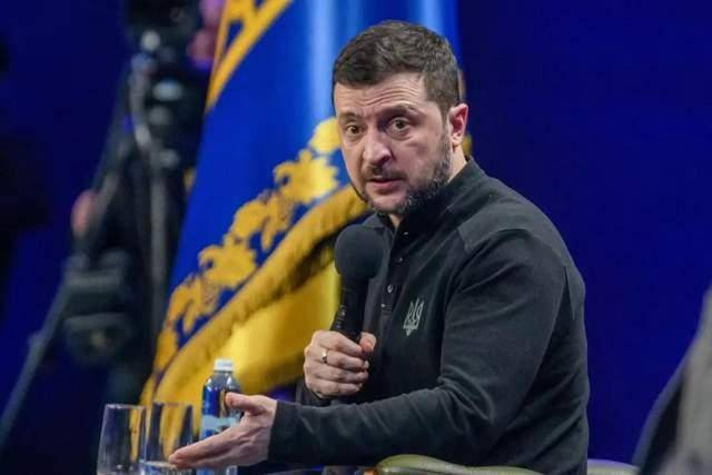 泽连斯基下台成定局?俄媒爆料,美英密会绕开乌克兰,新总统已定