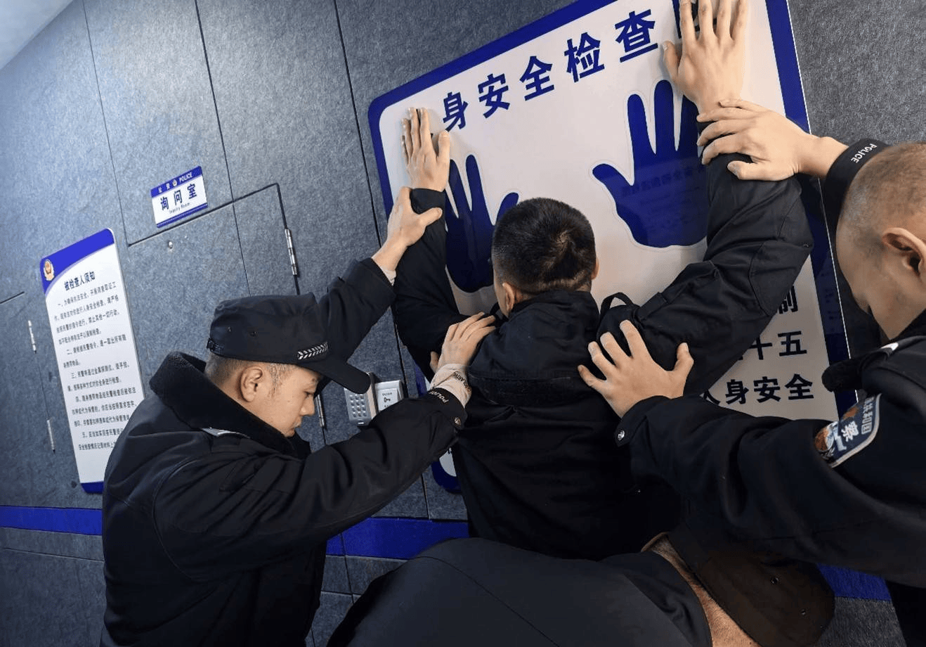 黑龙江林区公安局海林分局:岗位练兵走进工程派出所