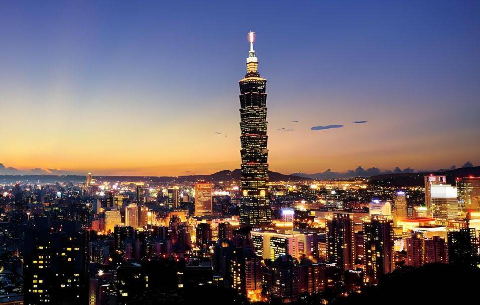 国民党新主席郑丽文,能在马英九基础上继续推进统一吗?