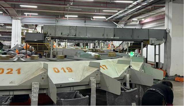 不再“忙个寂寞”!“反内卷”叠加双十一 快递公司加速走出“以价换量”