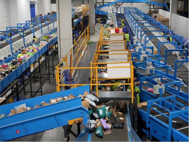 不再“忙个寂寞”!“反内卷”叠加双十一 快递公司加速走出“以价换量”