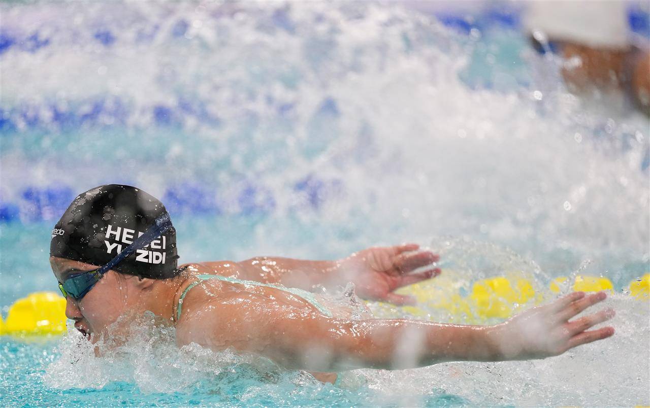 13岁“小孩姐”于子迪十五运会破13年亚洲纪录，成泳坛最年轻亚洲纪录保持者